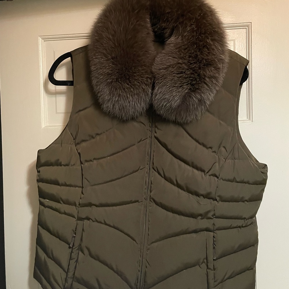 Down and Fox Vest